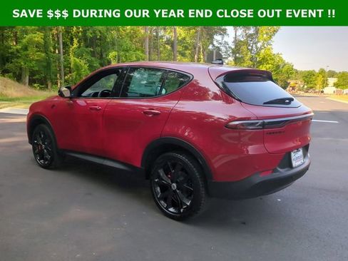 New 2024 Dodge Hornet GT image 7