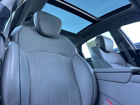 Used 2015 Hyundai Genesis 3.8 w/ Option Group 04 image 16