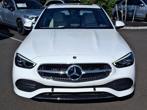 Used 2023 Mercedes-Benz C 300 4MATIC Sedan image 2