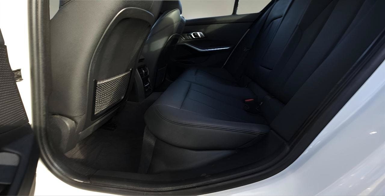 Used 2019 BMW 330i xDrive Sedan w/ Convenience Package AWD/4WD image 23