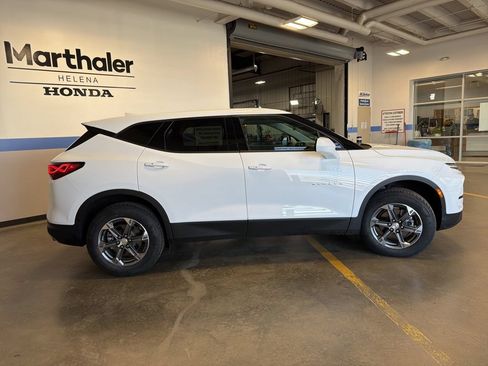 Used 2025 Chevrolet Blazer LT AWD/4WD image 4