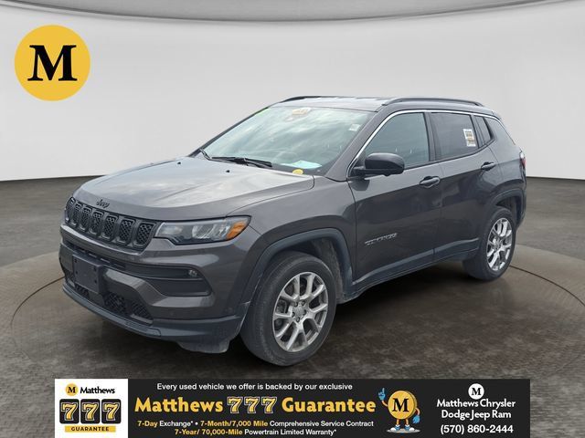 Used 2023 Jeep Compass Latitude AWD/4WD image 1