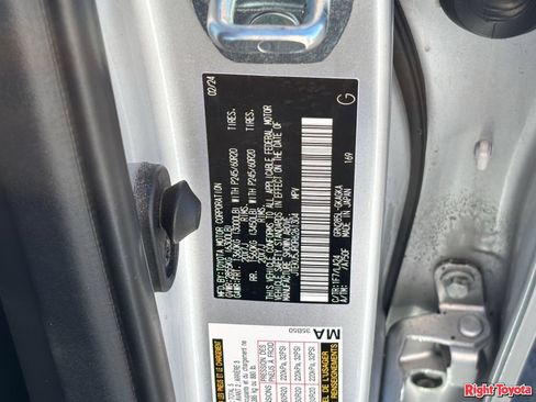 Certified 2024 Toyota 4Runner Limited AWD/4WD image 33