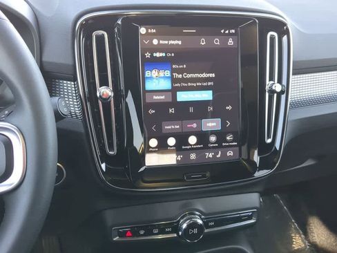 Used 2026 Volvo XC40 B5 Ultra w/ Climate Package image 26