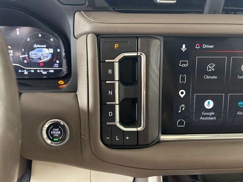 Used 2023 GMC Yukon Denali w/ Denali Reserve Package AWD/4WD image 19