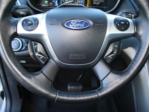 Used 2013 Ford C-MAX SE image 15