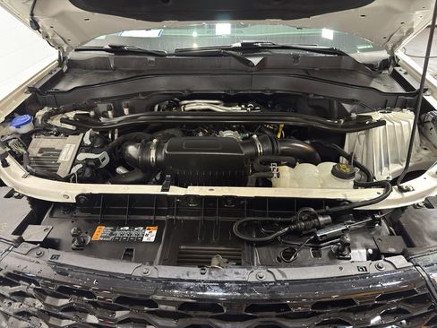 Used 2024 Ford Explorer ST w/ Technology Package image 41