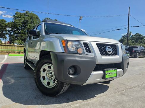 Used 2015 Nissan Xterra X RWD image 50