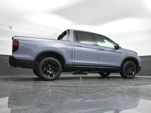 New 2026 Honda Ridgeline Black Edition image 39