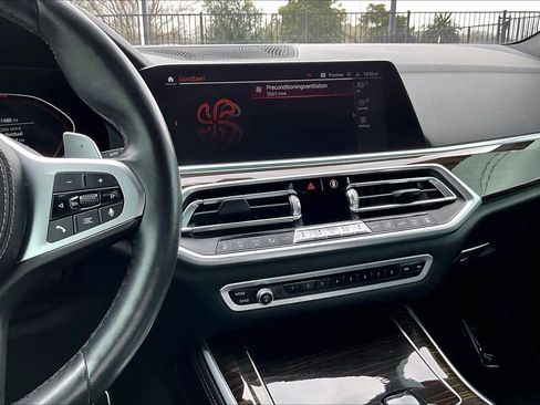 Used 2019 BMW X5 xDrive50i w/ M Sport Package image 6