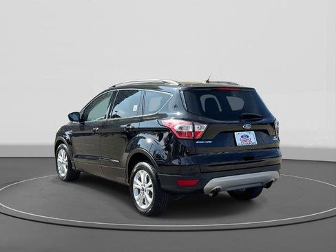 Certified 2018 Ford Escape SE image 7