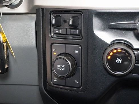 Used 2023 Ford F250 XL w/ FX4 Off-Road Package image 18