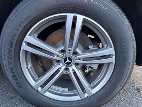 Used 2021 Mercedes-Benz GLC 300 4MATIC image 17