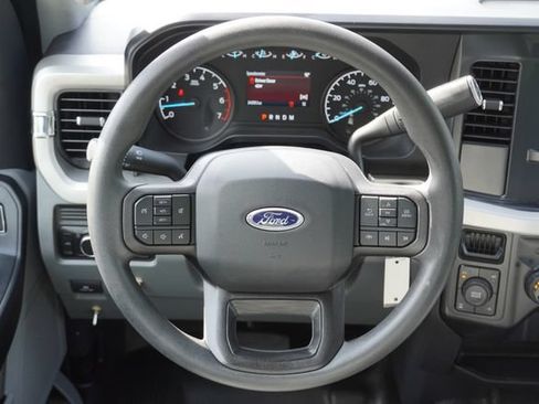 Certified 2025 Ford F250 XL AWD/4WD image 16