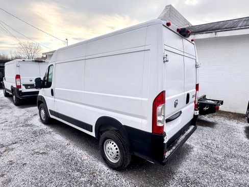 New 2026 RAM ProMaster 1500 w/ Convenience Group image 3