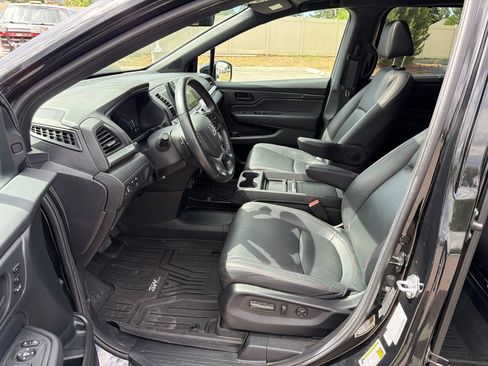 Used 2024 Honda Odyssey Sport image 13