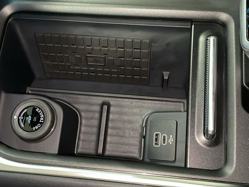 New 2025 Ford Expedition Tremor image 28