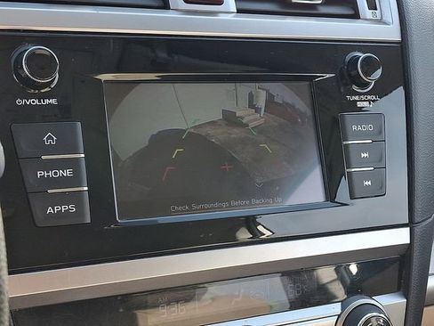 Used 2018 Subaru Outback 2.5i AWD/4WD image 18