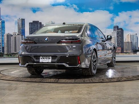 New 2026 BMW 740i xDrive 740i xDrive w/ Premium Package image 8