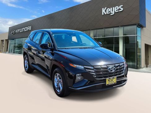 Certified 2023 Hyundai Tucson SE FWD image 3