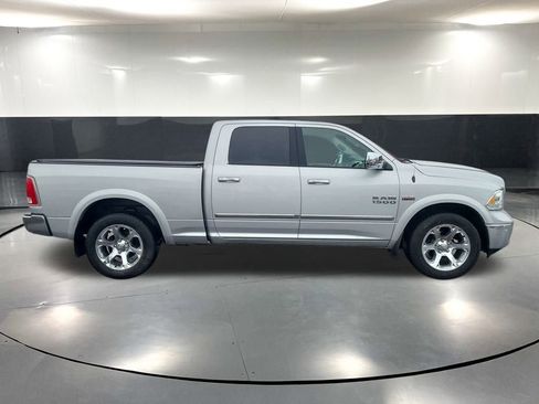Used 2016 RAM 1500 Laramie w/ Convenience Group image 4