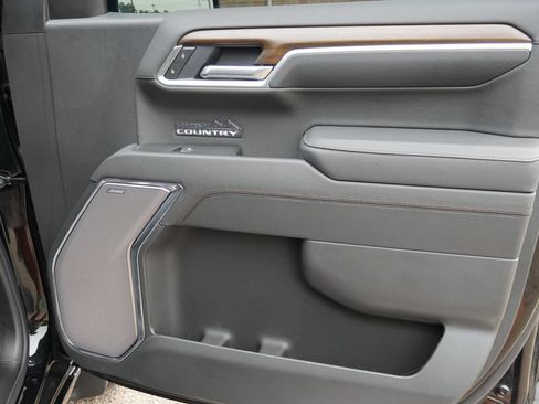 Used 2026 Chevrolet Silverado 1500 High Country w/ High Country Premium Package AWD/4WD image 15