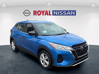 Used 2025 Nissan Kicks Play S