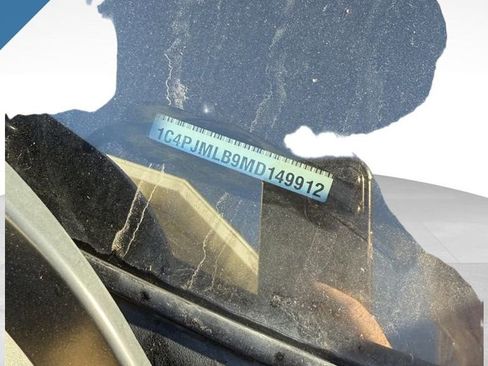 Used 2021 Jeep Cherokee Latitude Plus image 1