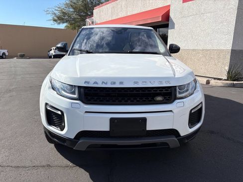 Used 2017 Land Rover Range Rover Evoque SE image 2