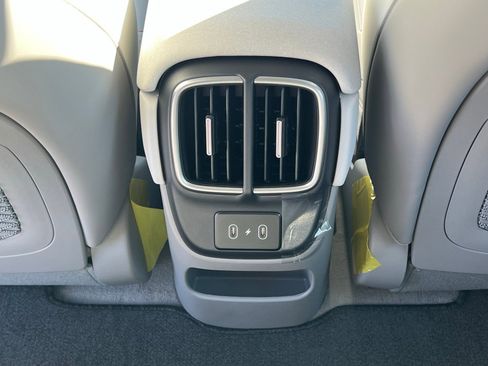 New 2025 Hyundai Ioniq 6 SEL image 18