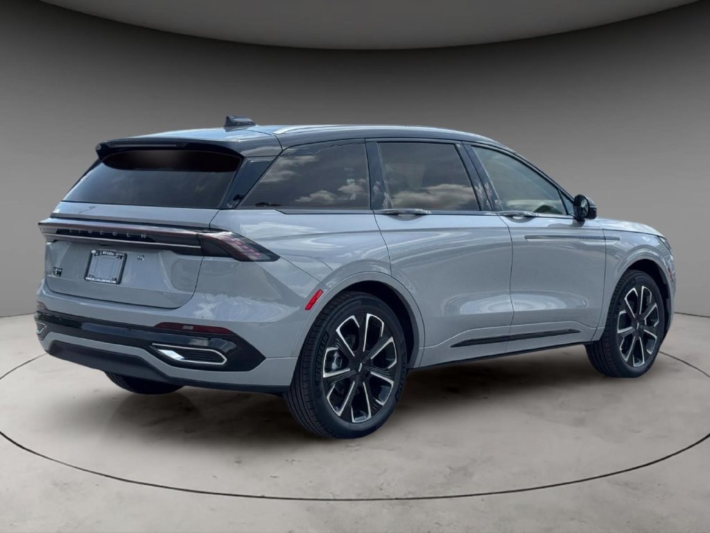 New 2026 Lincoln Nautilus Reserve AWD/4WD image 5