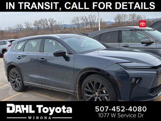 Used 2025 Toyota Crown Signia video 1