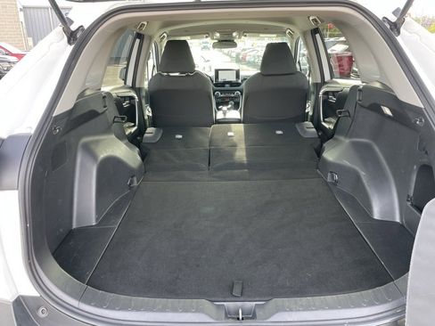 Used 2024 Toyota RAV4 XLE image 29