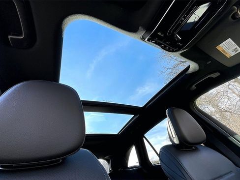 Certified 2025 Mercedes-Benz GLC 350e GLC 350e image 17