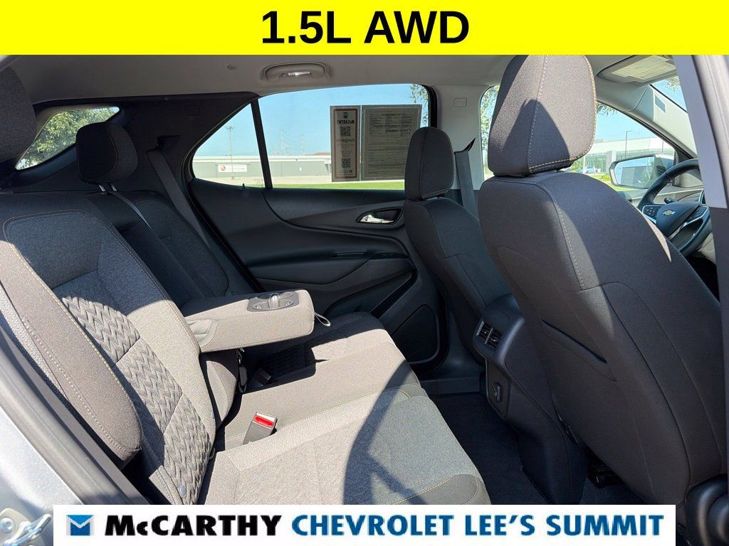 Used 2024 Chevrolet Equinox LT AWD/4WD image 23
