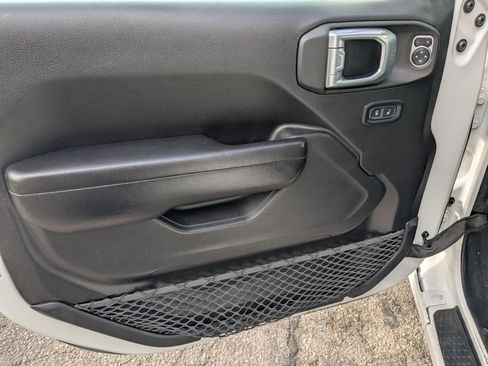 Used 2021 Jeep Wrangler Unlimited Sport S image 14