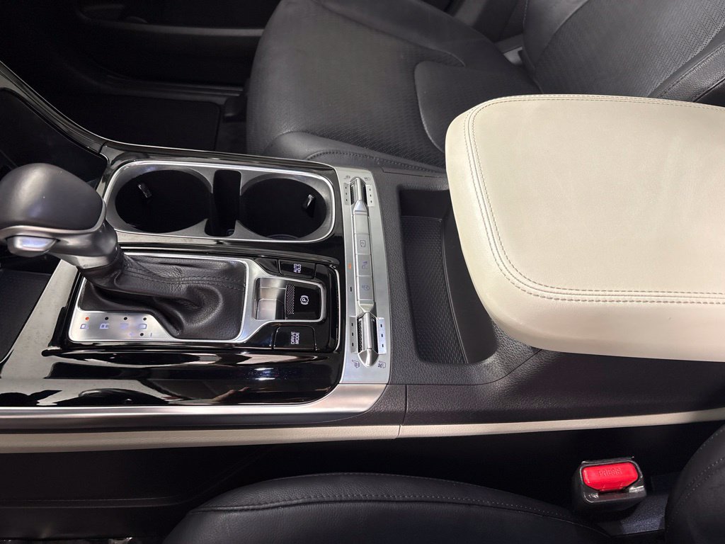 Used 2024 Kia Carnival SX Prestige FWD image 46