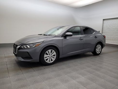 Used 2023 Nissan Sentra S image 2