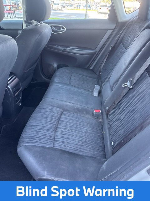 Used 2019 Nissan Sentra SV w/ Special Edition Package FWD image 6