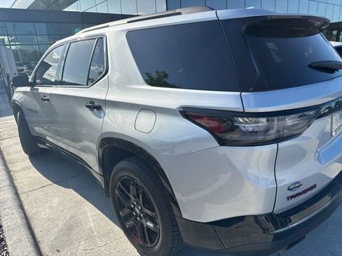 Used 2019 Chevrolet Traverse Premier w/ Redline Edition FWD image 4