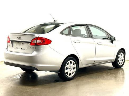 Used 2011 Ford Fiesta SE w/ Super Fuel Economy Pkg FWD image 21