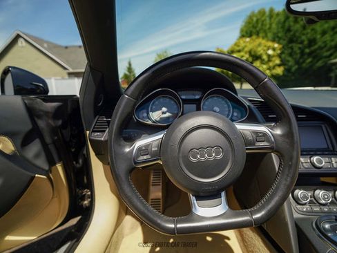 Used 2011 Audi R8 V8 AWD/4WD image 35
