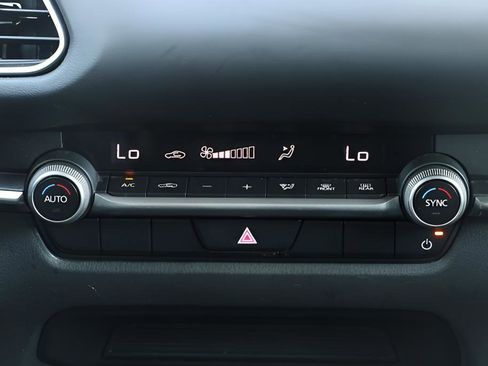 Used 2024 MAZDA CX-30 AWD 2.5 S w/ Select Sport Pkg image 3