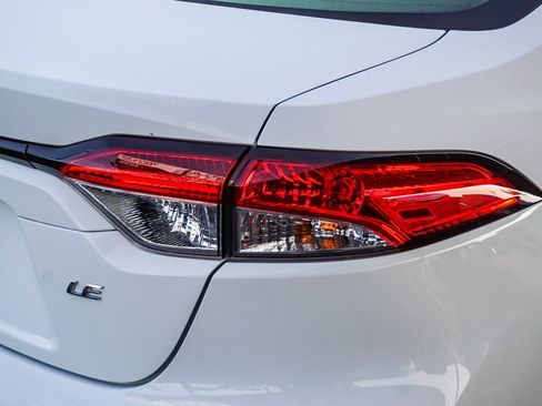 Used 2024 Toyota Corolla LE image 8