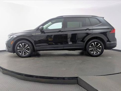 Used 2024 Volkswagen Tiguan S FWD image 3