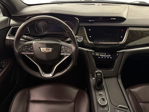 Used 2020 Cadillac XT6 Premium Luxury FWD image 25