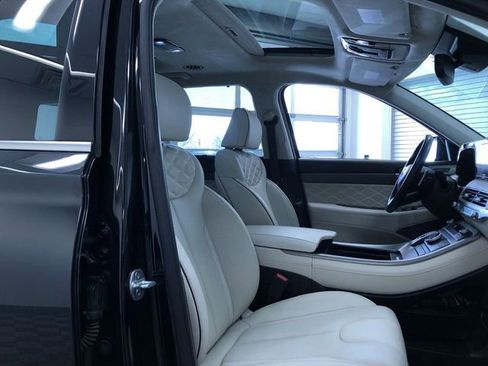 Used 2021 Hyundai Palisade Calligraphy image 23