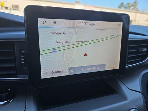 Used 2022 Ford Explorer XLT w/ Equipment Group 202A image 17