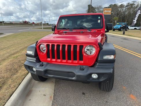 Used 2020 Jeep Wrangler Sport image 15