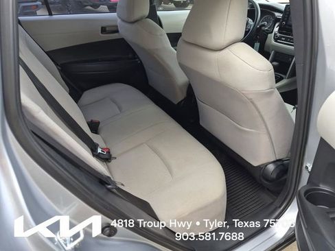 Used 2022 Toyota Corolla Cross L FWD image 15